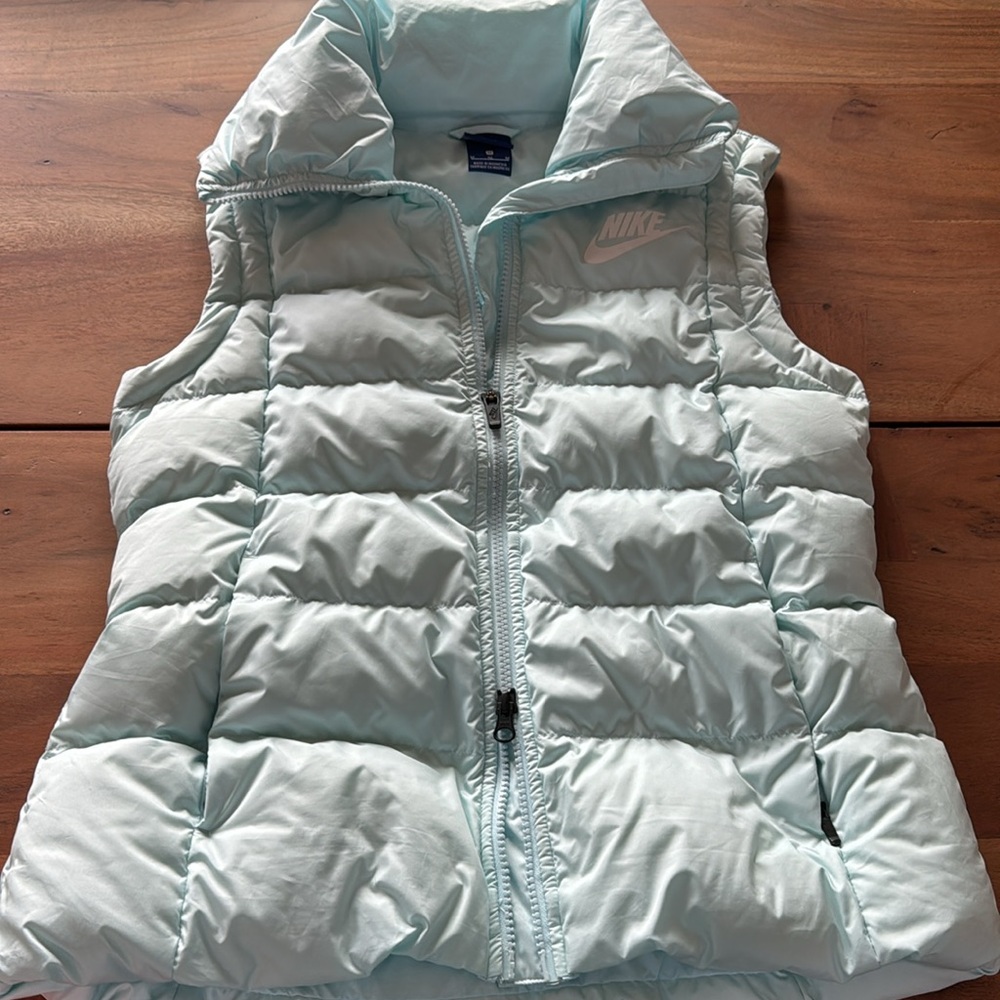 Nike Light Aqua Quilted Puffer Vest - Picture 2 of 7